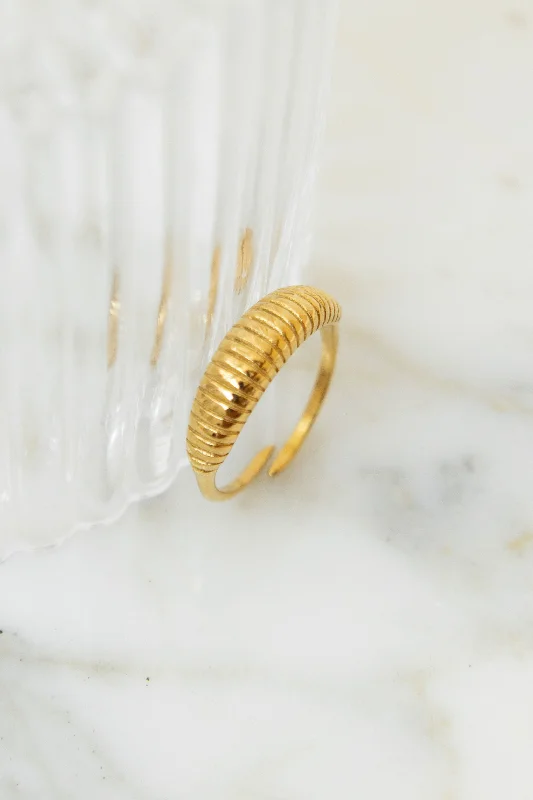 Jewelry Flash Sale – Stylish Designs At Unbeatable Rates STRIPED ENGRAVED VOLUME RING