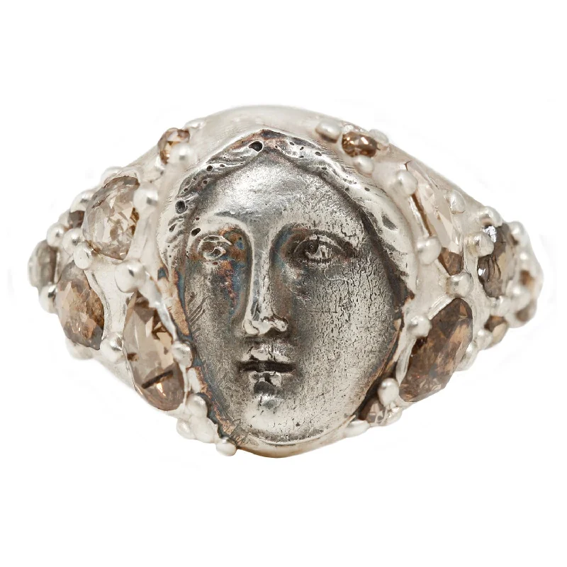 Unique Jewelry Designs Now At Discounted Rates Sibilla Festiva Ring