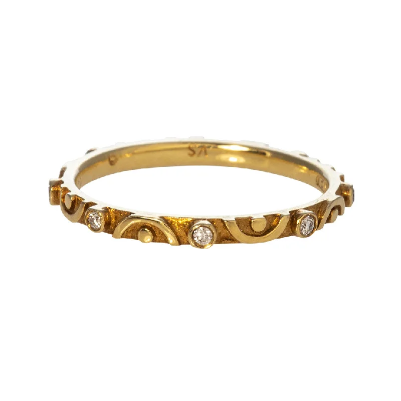 Upgrade Your Jewelry Collection For Less Diamond Bezel Carved Pattern 18K Yellow Gold Band