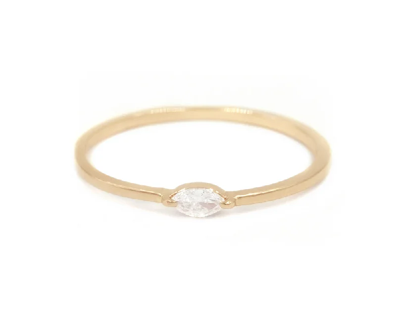 High-End Sparkle, Low-End Prices – Shop Now Diamond Lorelei Ring