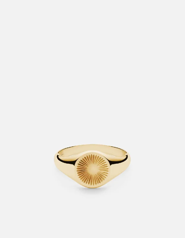 Unmissable Discounts On Timeless Jewelry Pieces Solar Signet Ring, Gold Vermeil