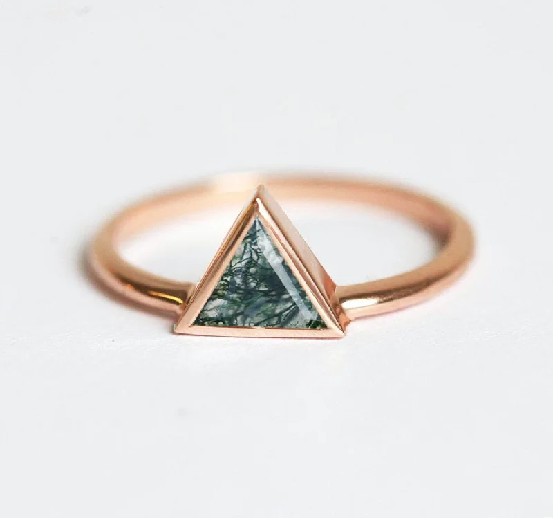 Chic And Stylish Jewelry At Exclusive Prices Vivian Triangle Moss Agate Ring