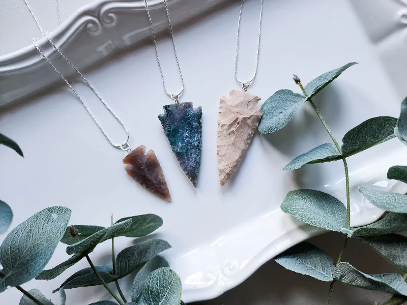 Dazzle With Discounts – Shop Jewelry On Sale Agate Arrowhead Necklace