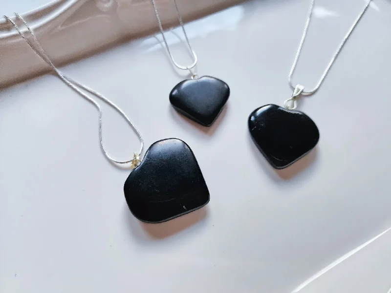 Huge Markdowns On Premium Jewelry Styles Black Obsidian Heart Necklace