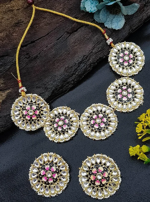 Affordable Glamour – Premium Jewelry At Special Prices Floral Pattern kundan Necklace