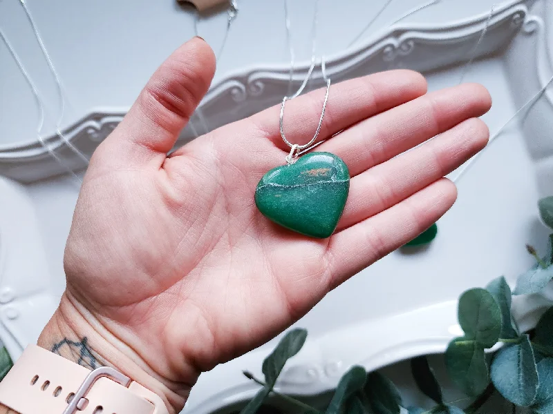 Flash Jewelry Sale – Get Stunning Pieces At Low Prices Jade Heart Necklace