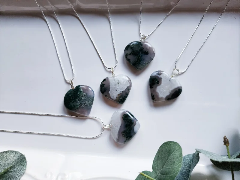 Elegant Jewelry Styles At Budget-Friendly Prices Moss Agate Heart Necklace