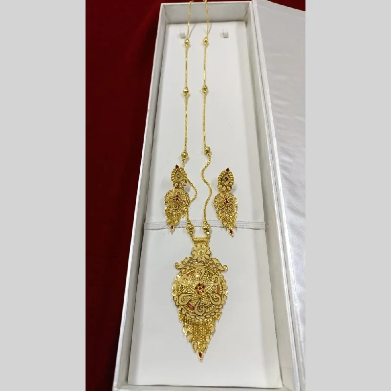 Dazzling Deals On Necklaces, Bracelets, And More Pari Art Jewellery Forming Long Necklace Set