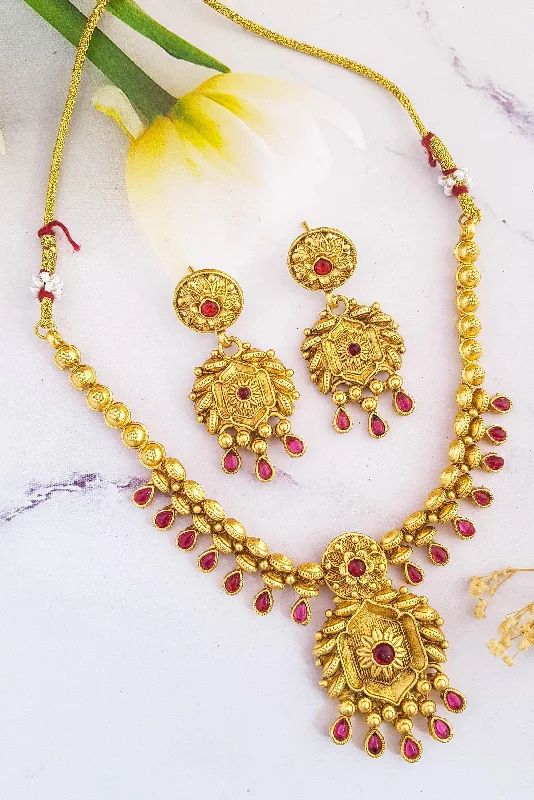 Dainty Floral Jewelry For Feminine Elegance Premium Gold Plated Elegant Necklace Set in Multi Red and Green