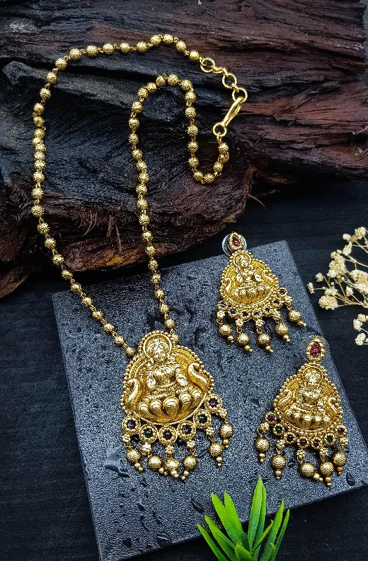 Exclusive Online Jewelry Sale – Don't Wait Premium Gold Plated Temple design Pendant Set 20781N-1