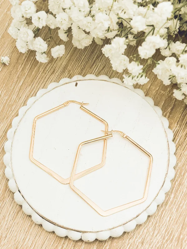 Timeless Elegance, Temporary Discounts – Act Fast Beautiful Geometric Gold or Silver Hoop Earrings