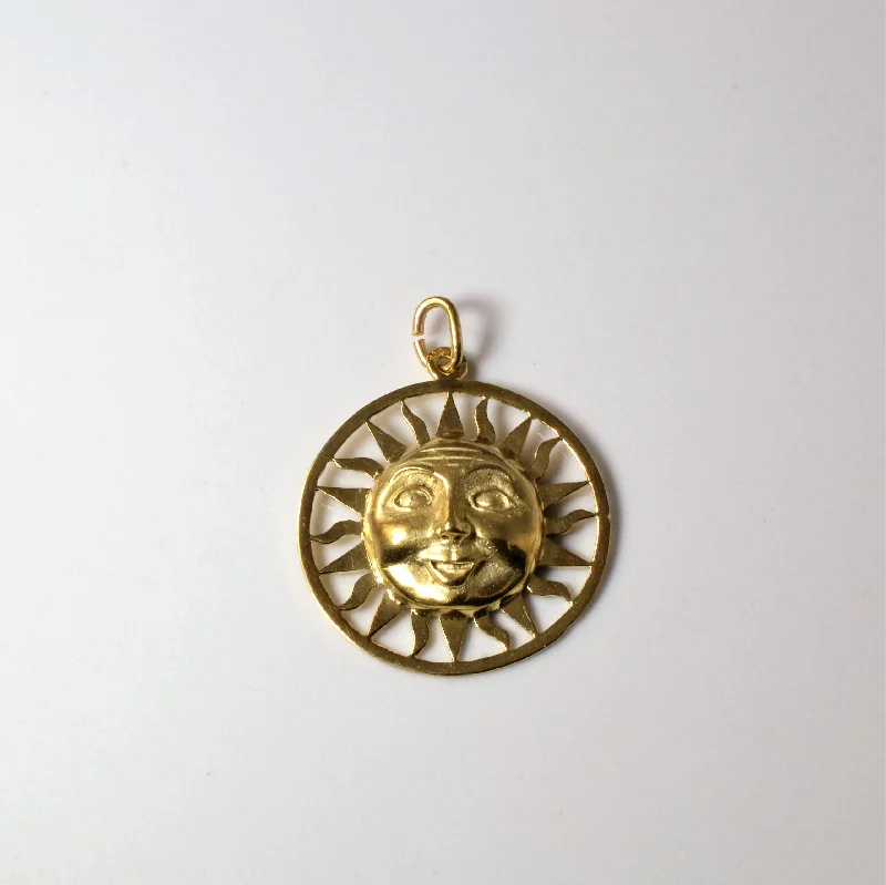 Timeless Beauty, Unbeatable Deals – Jewelry Sale On Yellow Gold Sun Pendant |